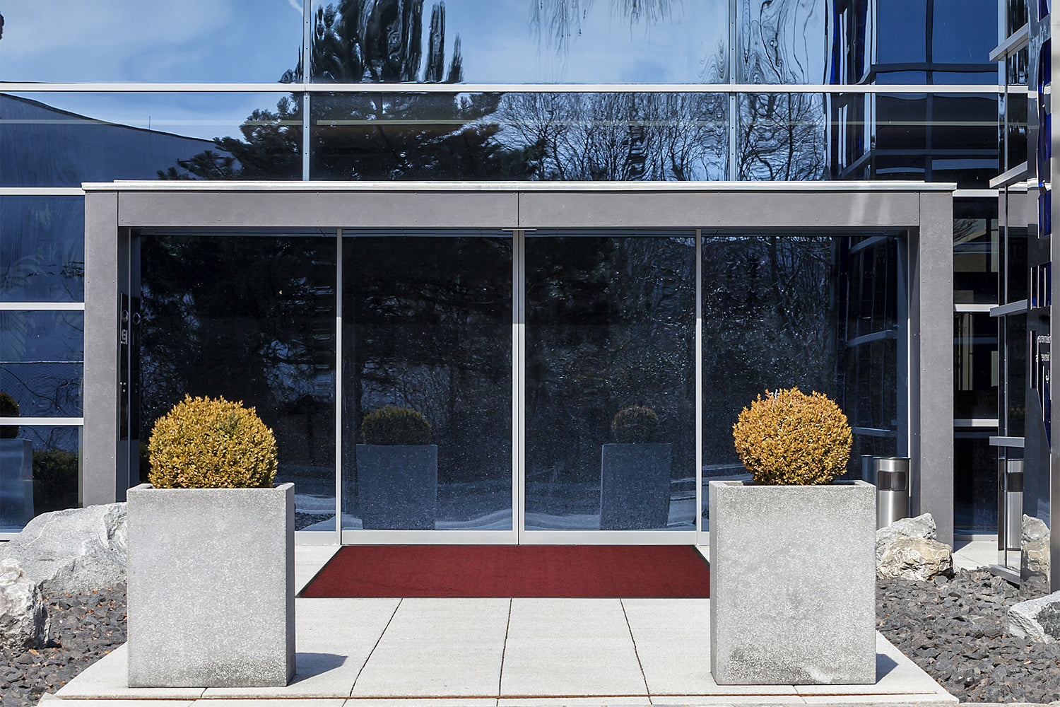 Brush Hog™ Outdoor Mat